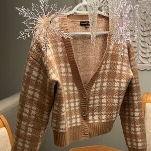 Almost Famous Cardigan Size Medium